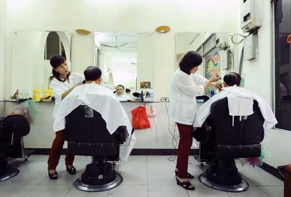  Cần tuyển 5 thợ phụ tóc nam nữ    Salon Phi Design  Facebook